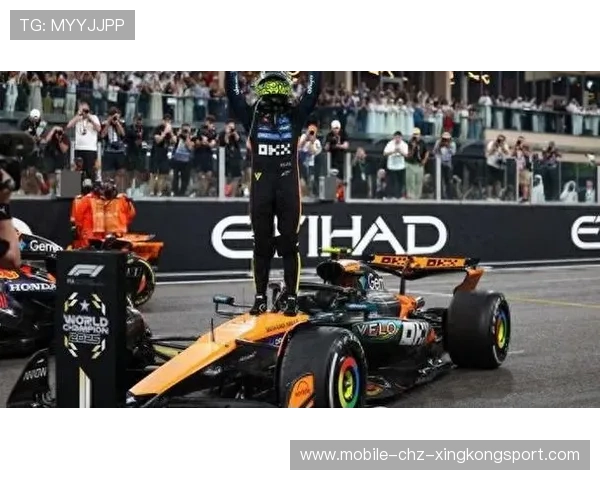 诺里斯长距离跑完整，车队评价“节奏出色”