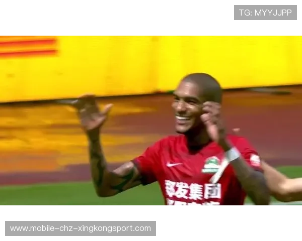 布鲁诺直塞传球打穿对手中场